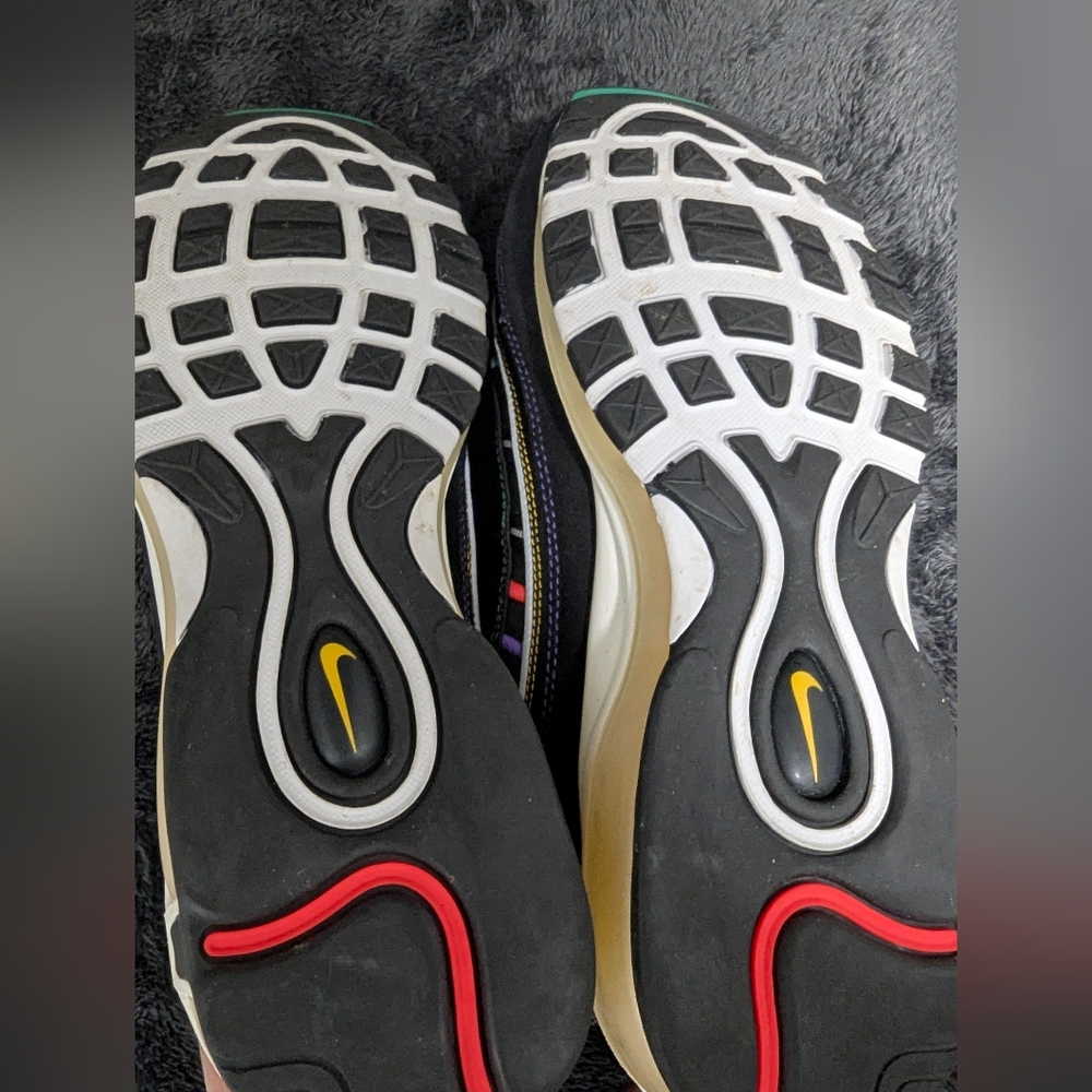 NIKE AIR MAXES size 12... 98 - Picture 13 of 13
